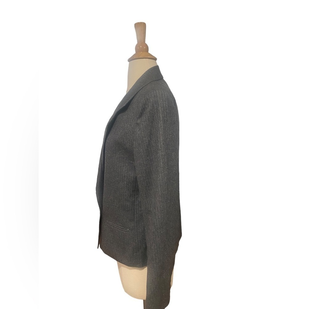 Briarbrook 100% Pure Virgin Wool Gray Blazer -size 8 - Picture 2 of 9